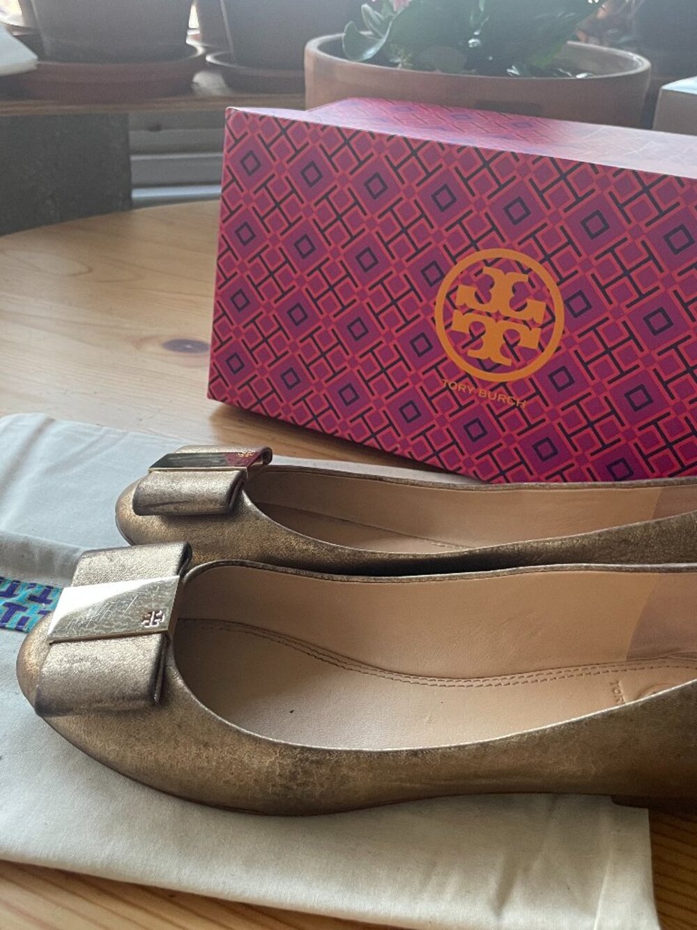 Tory Burch  Platinum Chase Ballet Flats 7.5